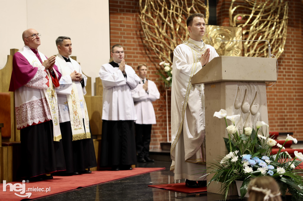 Ks. Bartosz Sobczyk odprawił pierwszą Mszę