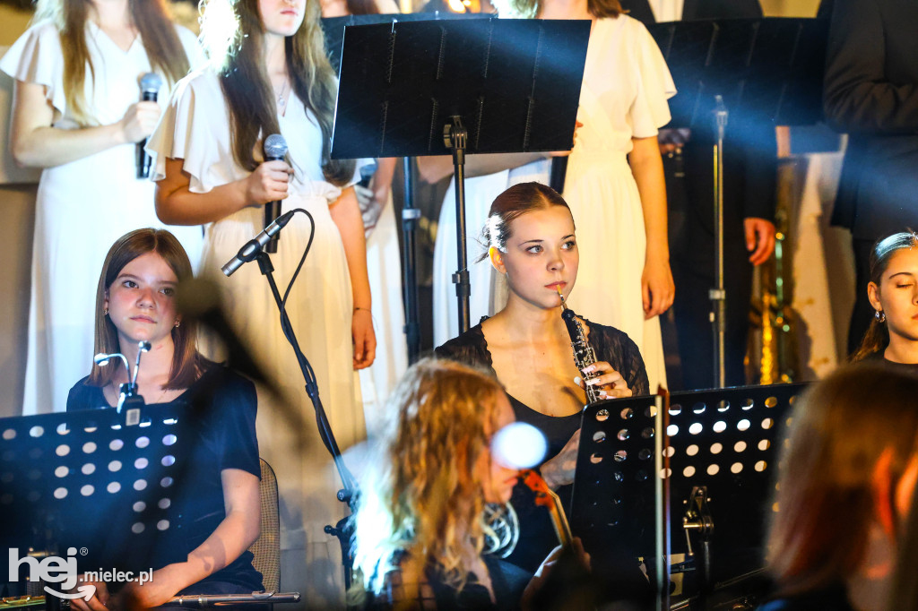 „Missa Veni Sancte Spiritus” zabrzmiała w mieleckim kościele Ducha Świętego