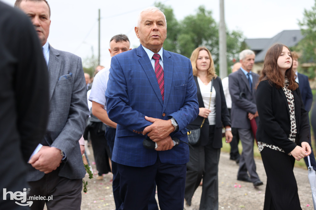Procesja w miejscowości Rożniaty