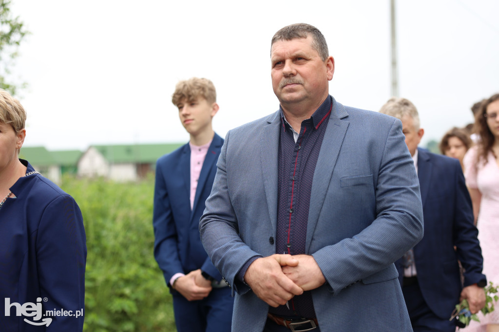 Procesja w miejscowości Rożniaty