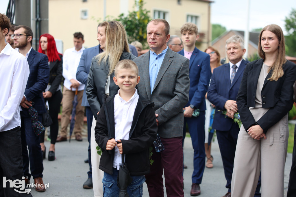 Procesja w miejscowości Rożniaty