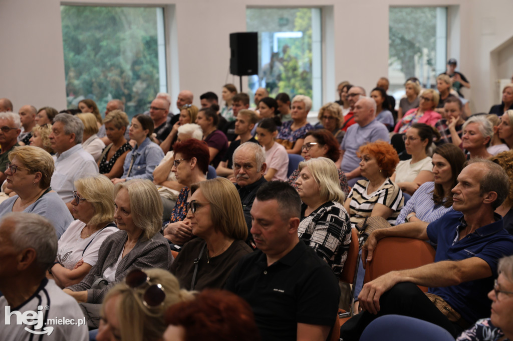 Debata społeczna na temat mieleckiego szpitala