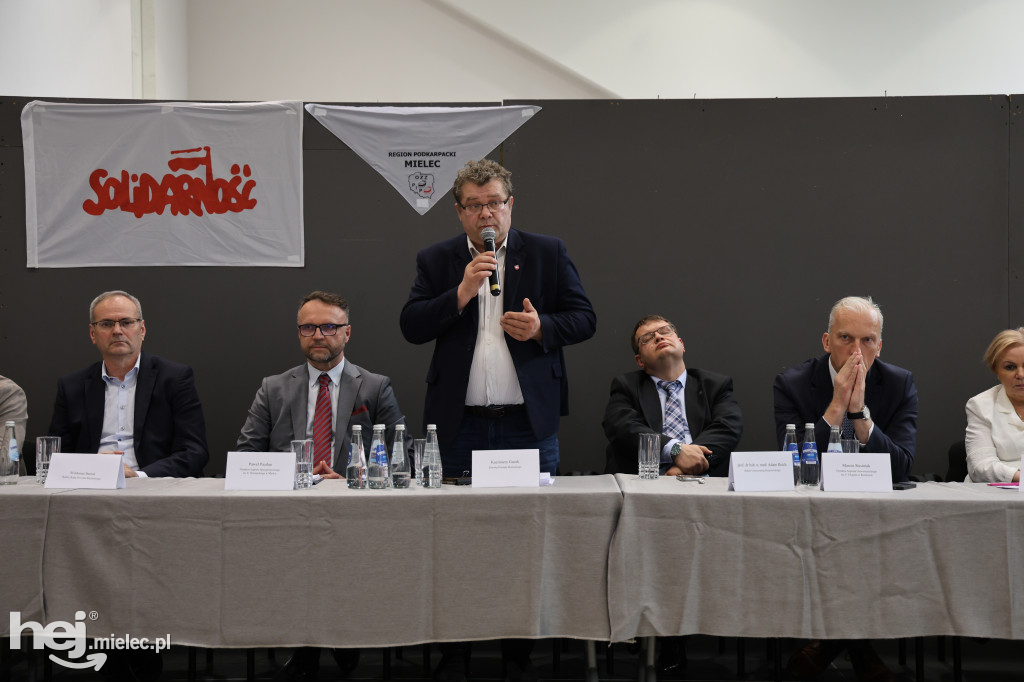 Debata społeczna na temat mieleckiego szpitala