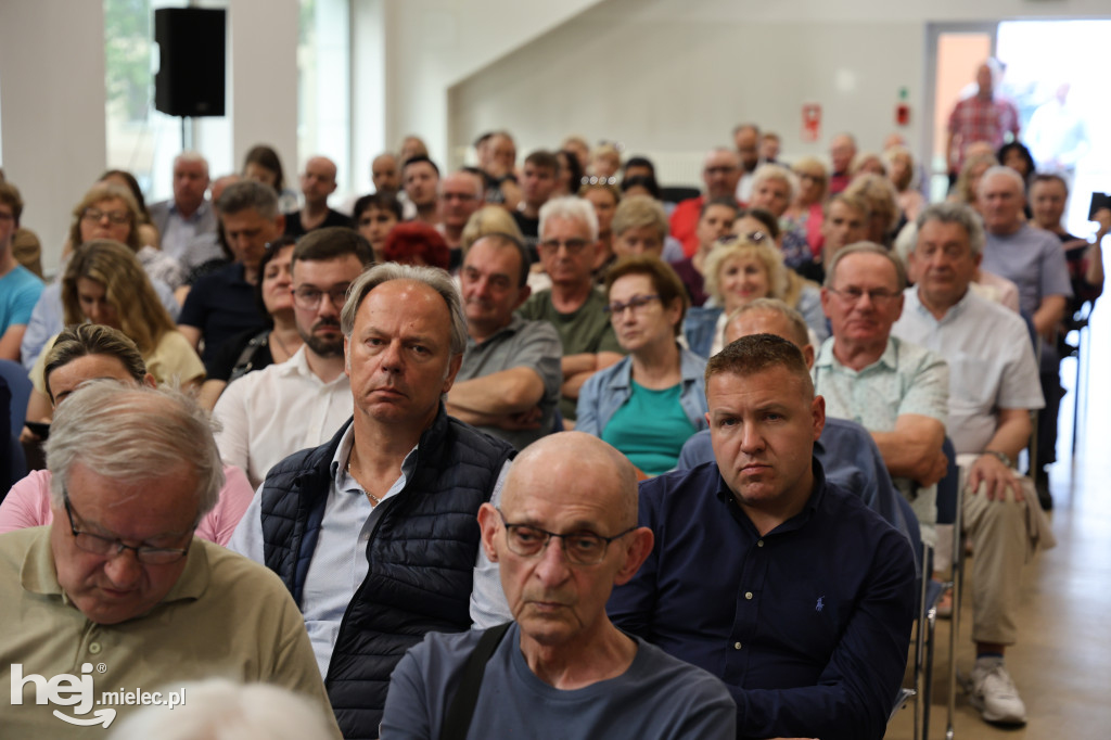 Debata społeczna na temat mieleckiego szpitala