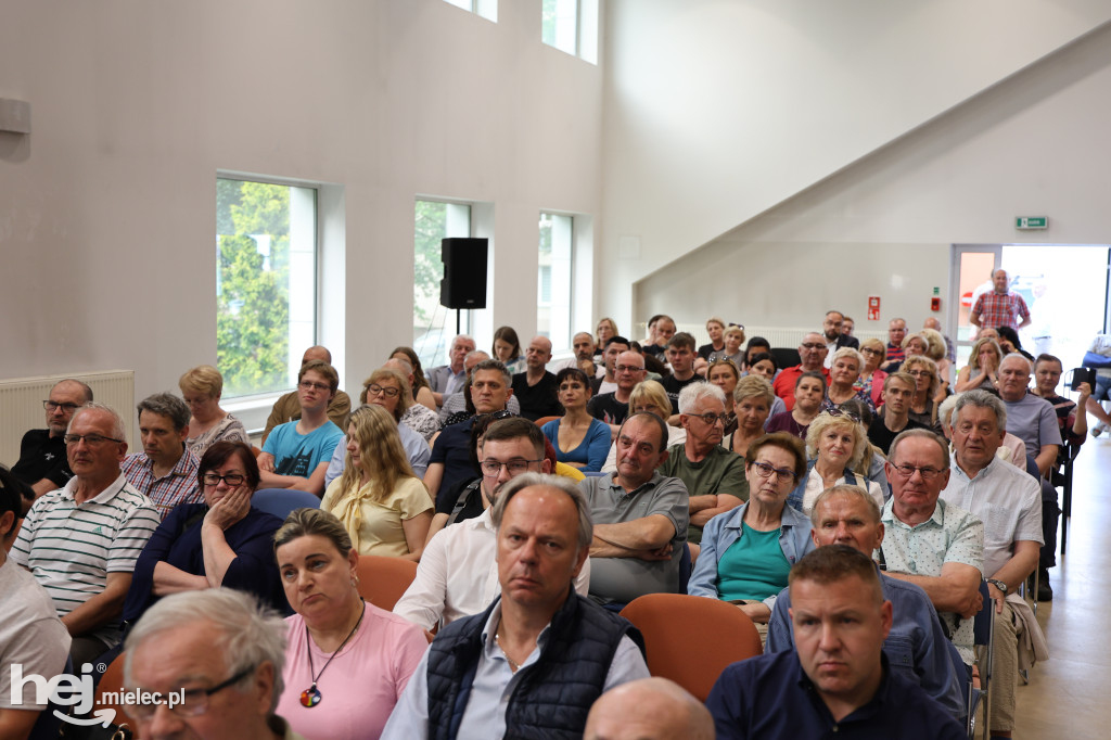 Debata społeczna na temat mieleckiego szpitala