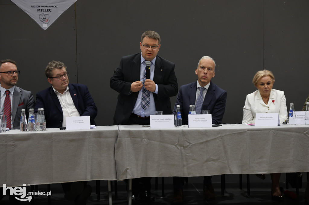 Debata społeczna na temat mieleckiego szpitala