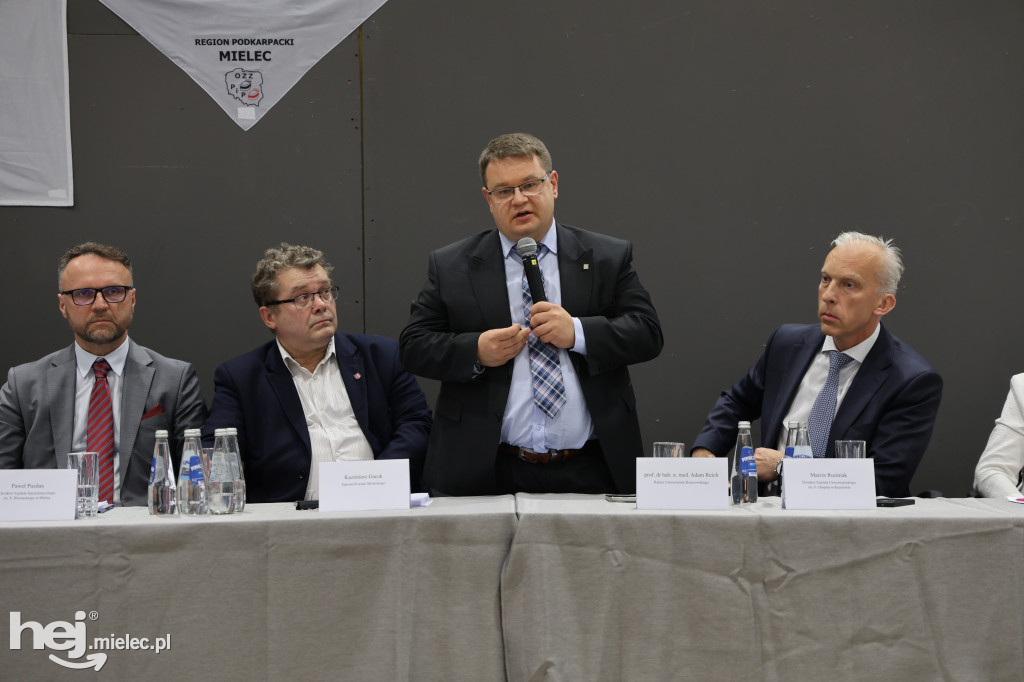 Debata społeczna na temat mieleckiego szpitala