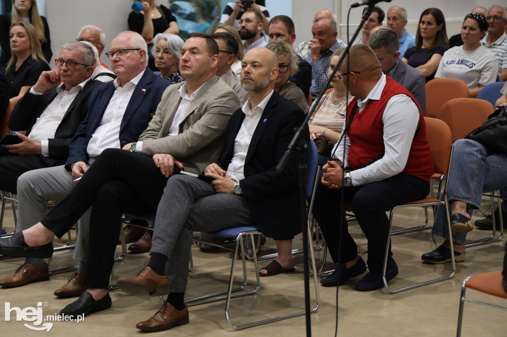 Debata społeczna na temat mieleckiego szpitala