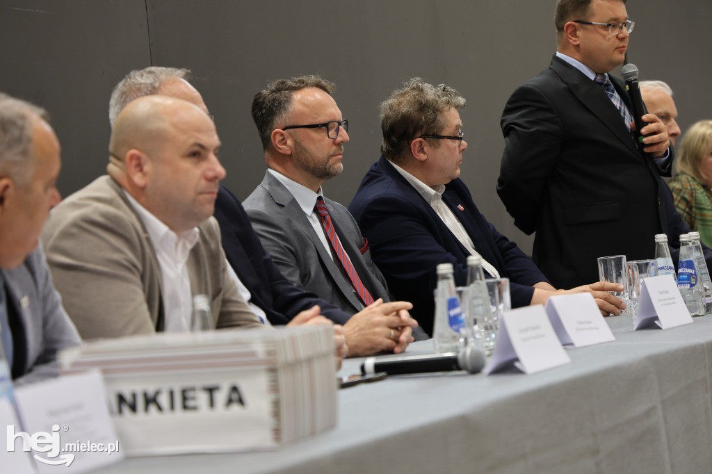 Debata społeczna na temat mieleckiego szpitala