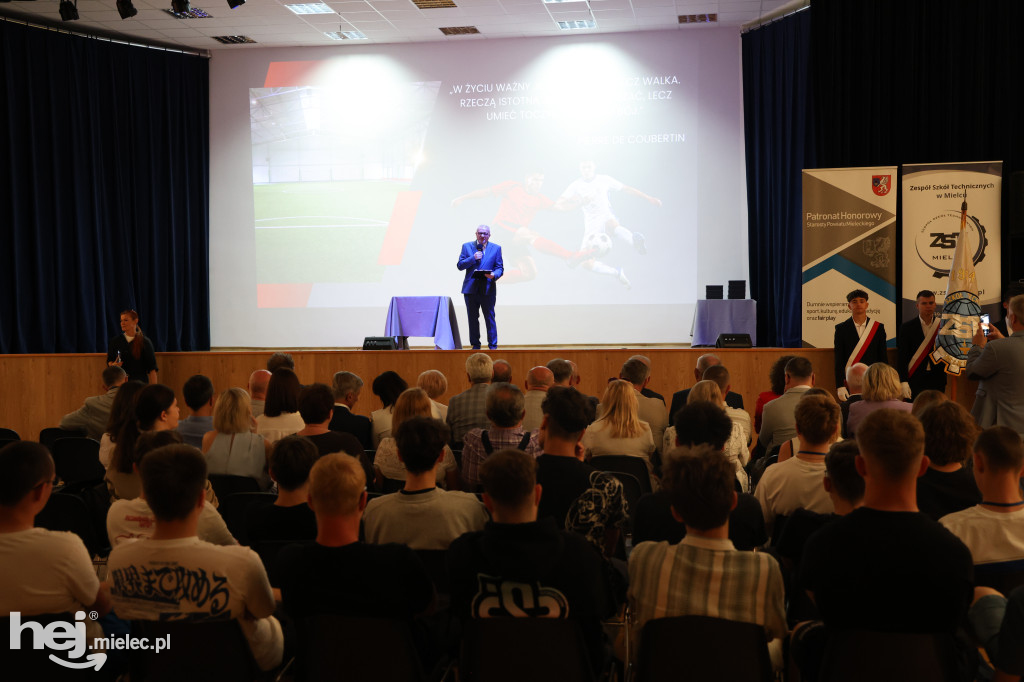ZST ma nową halę sportową. Trzeci przetarg okazał się szczęśliwy