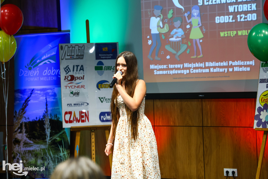 XXXII Powiatowy Konkurs „Śpiewać każdy może”