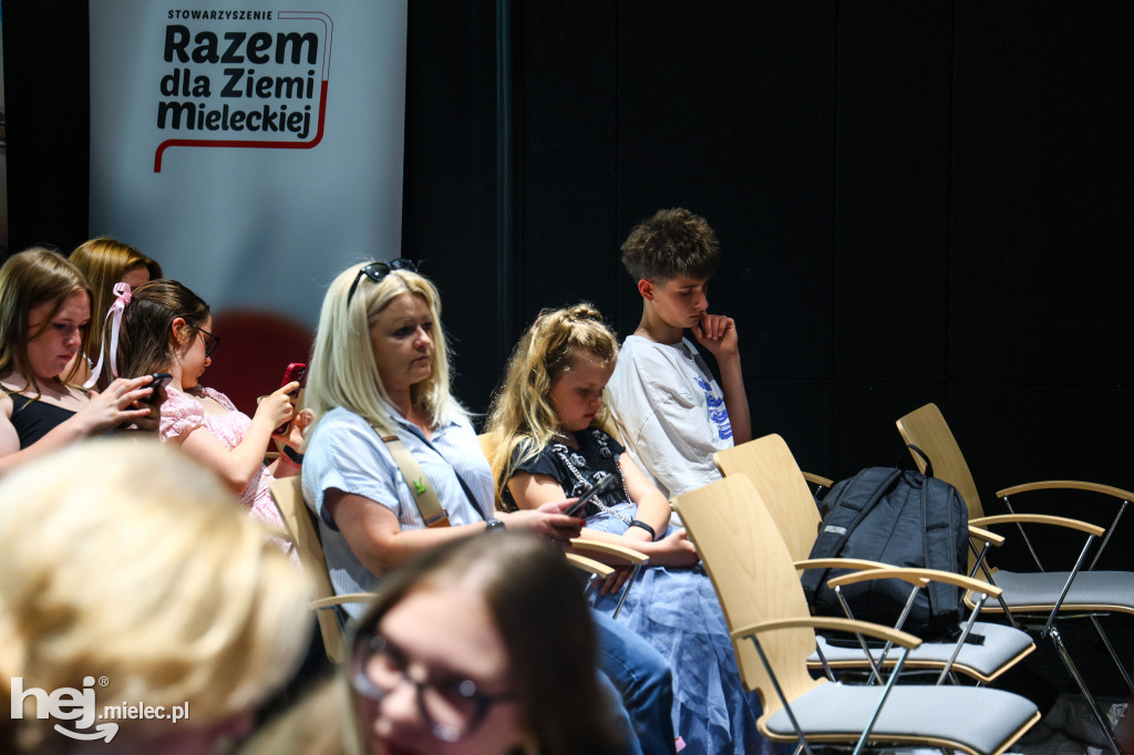 XXXII Powiatowy Konkurs „Śpiewać każdy może”