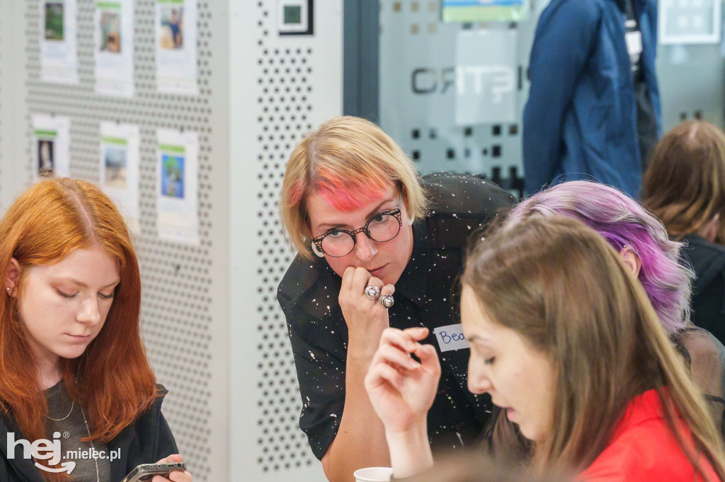 Uczennice mieleckiego „Elektryka” w prestiżowym projekcie Future Fashion