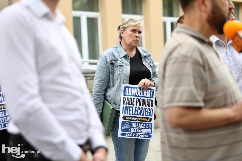 Oficjalnie: jest komitet referendalny przeciw władzom powiatu