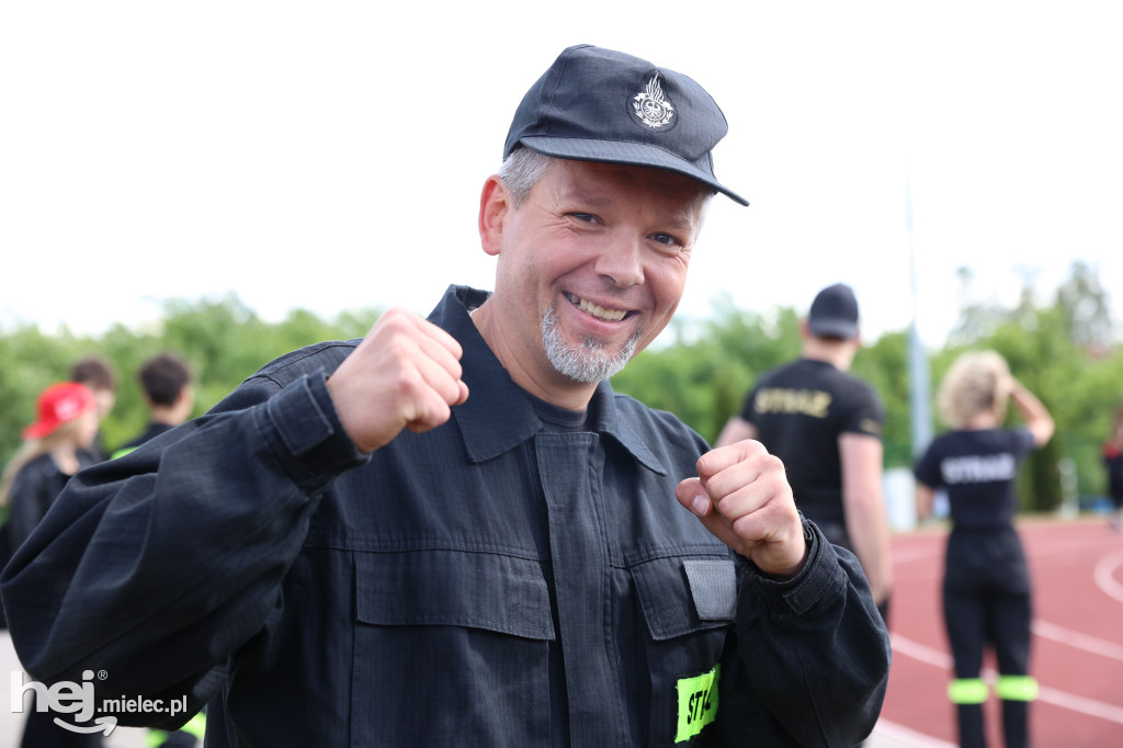 Gminne Zawody Sportowo-Pożarnicze Młodzieżowych Drużyn Pożarniczych z gminy Tuszów Narodowy.