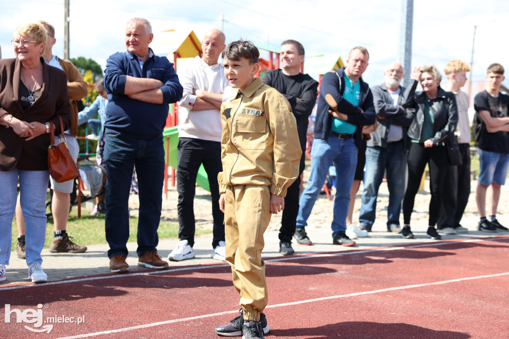 Gminne Zawody Sportowo-Pożarnicze Młodzieżowych Drużyn Pożarniczych z gminy Tuszów Narodowy.