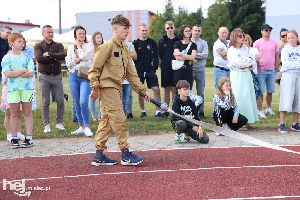 Gminne Zawody Sportowo-Pożarnicze Młodzieżowych Drużyn Pożarniczych z gminy Tuszów Narodowy.