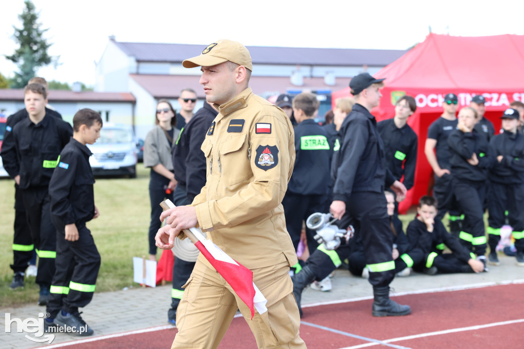 Gminne Zawody Sportowo-Pożarnicze Młodzieżowych Drużyn Pożarniczych z gminy Tuszów Narodowy.