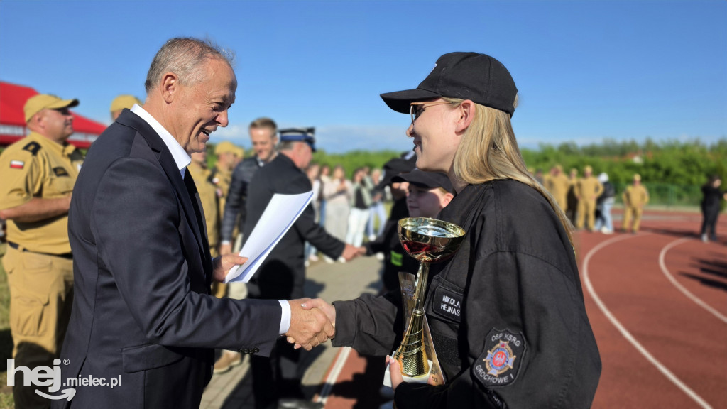 Gminne Zawody Sportowo-Pożarnicze Młodzieżowych Drużyn Pożarniczych z gminy Tuszów Narodowy.