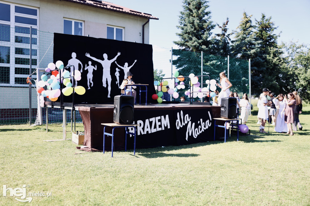 Piknik charytatywny w Podleszanach