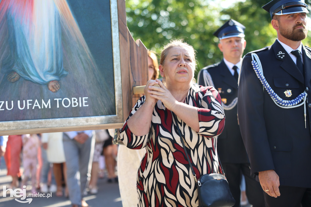 Borki Nizińskie na trasie peregrynacji obrazu Jezusa Miłosiernego