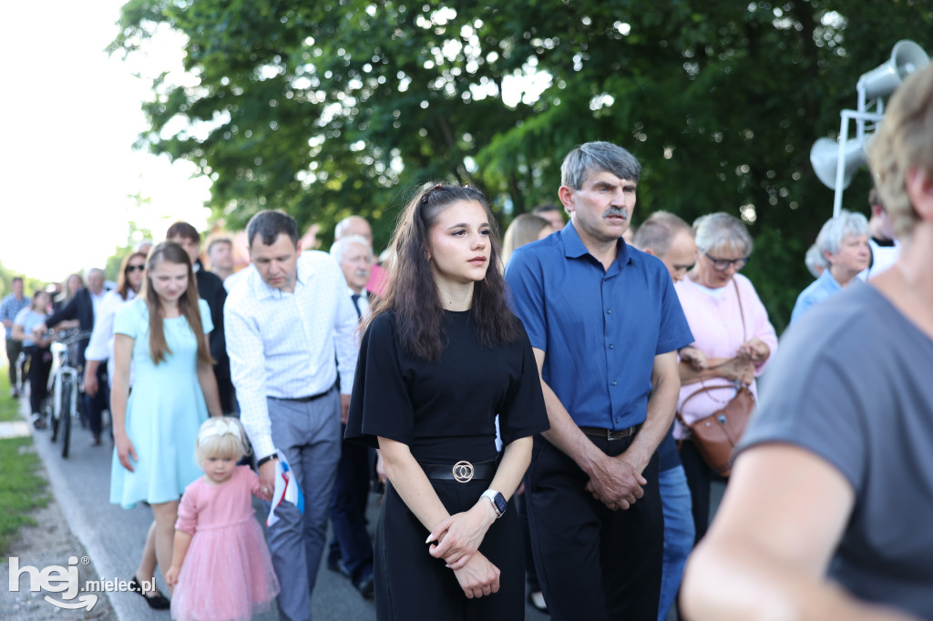 Borki Nizińskie na trasie peregrynacji obrazu Jezusa Miłosiernego