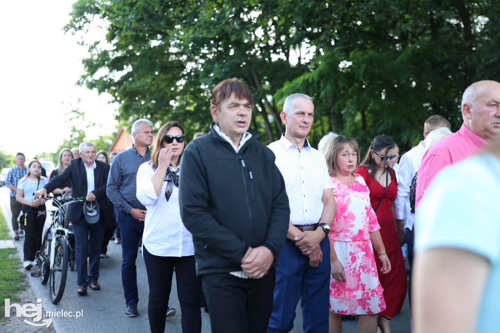 Borki Nizińskie na trasie peregrynacji obrazu Jezusa Miłosiernego