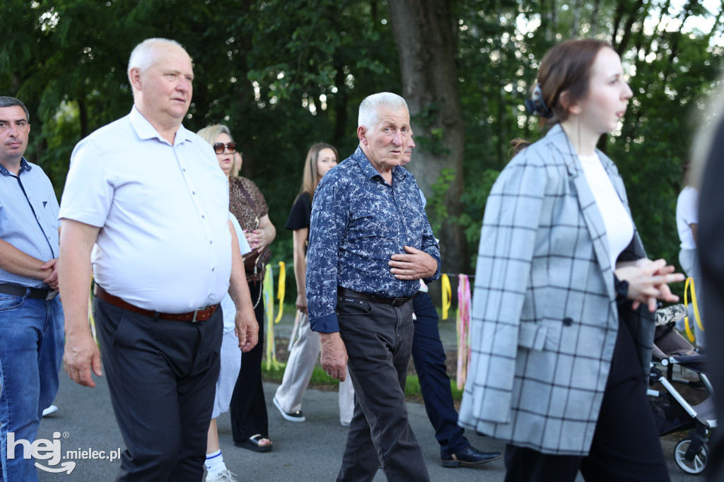 Borki Nizińskie na trasie peregrynacji obrazu Jezusa Miłosiernego