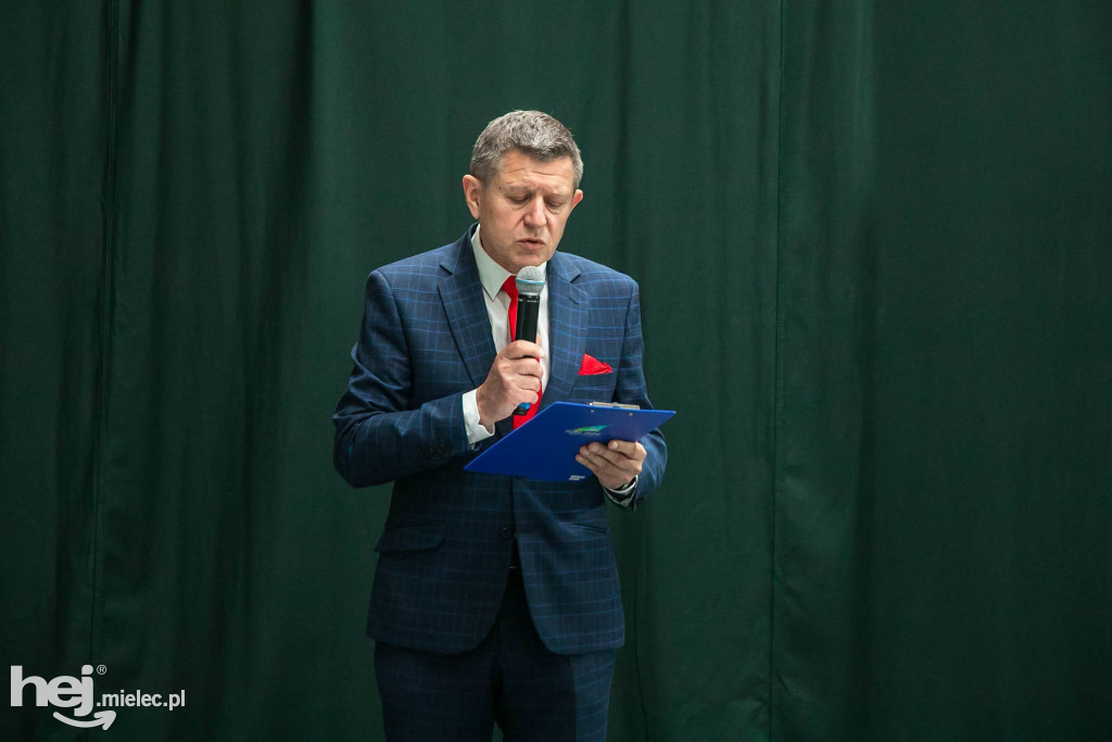Najlepsi uczniowie nagrodzeni