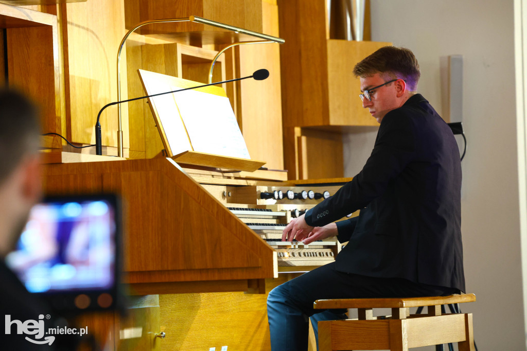 Uroczyste wybudzenie nowych organów