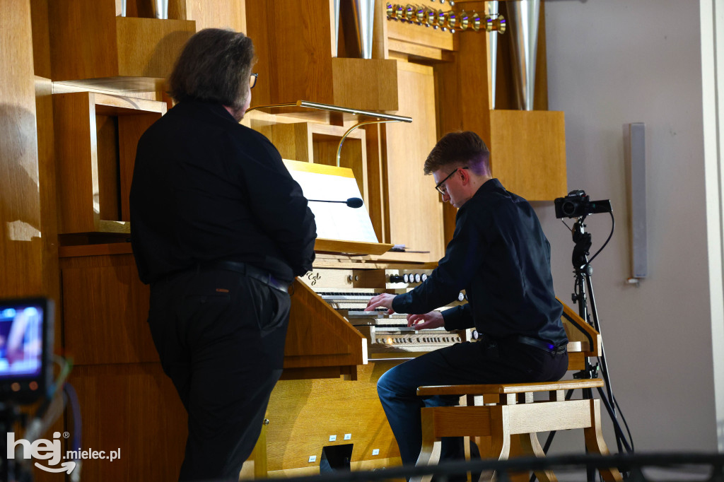 Uroczyste wybudzenie nowych organów