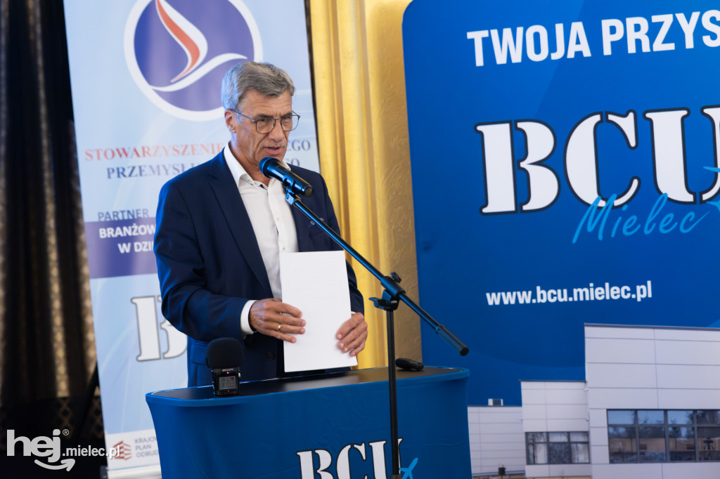 Konferencja podsumowująca projekt „Branżowe Centrum Umiejętności – kadry dla przemysłu lotniczego”