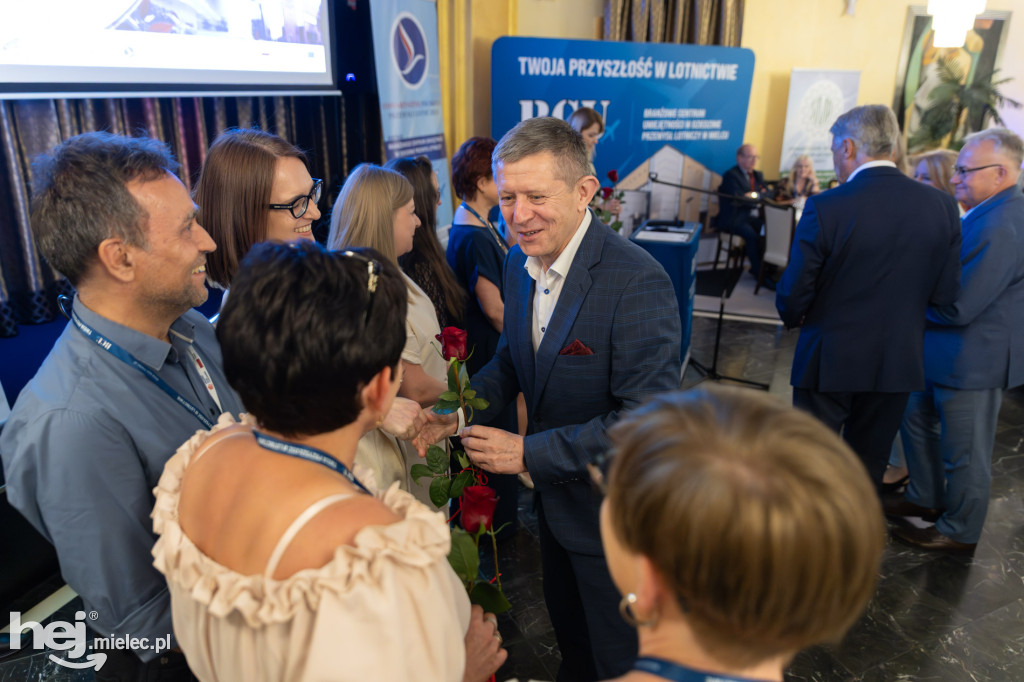 Konferencja podsumowująca projekt „Branżowe Centrum Umiejętności – kadry dla przemysłu lotniczego”