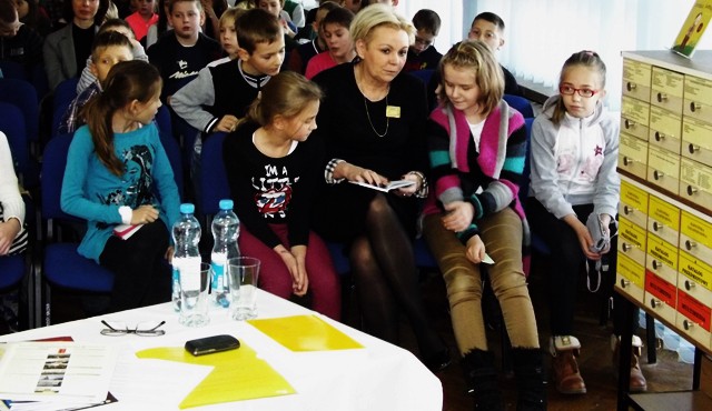 Posłanka rozmawiała z dziećmi o prawach dzieci [ZDJĘCIA]