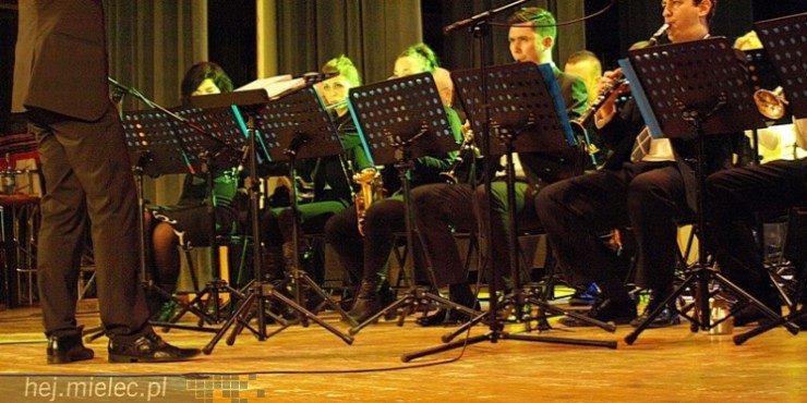 Muzyczny i teatralny Dzień Kobiet w SCK. Publiczność dopisała