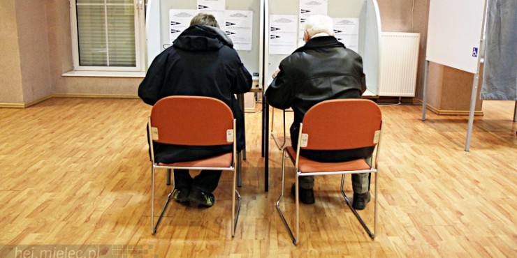 Kto będzie rządził w gminach? [WYBORY WÓJTÓW, BURMISTRZÓW]