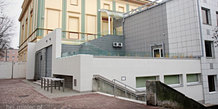 Tarasy SCK zyskały nowe oblicze, wiosną się zazielenią [FOTO]