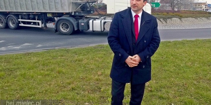 Krótka pierwsza sesja Rady Miejskiej w Mielcu [ZDJĘCIA]