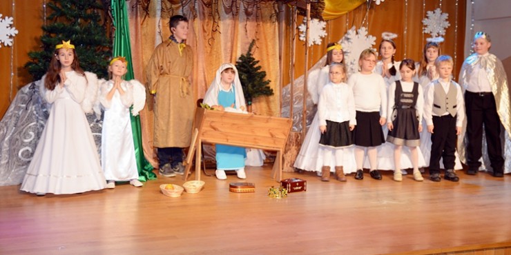 Przegląd Szkolnych Teatrów Jasełkowych w Chorzelowie po raz XII