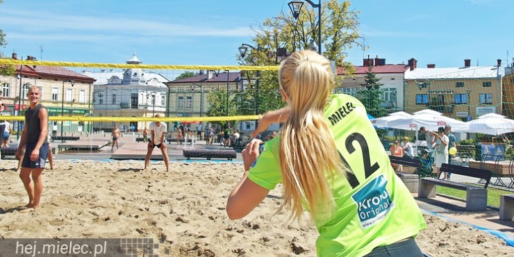 Siatkarska inauguracja rynkowych weekendów [FOTO, WIDEO]