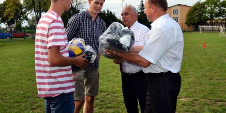 Niespodzianka podczas Wojewódzkich Zawodów Sportowo- Rekreacyjnych [FOTO]