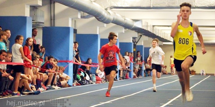 Tłumy na zawodach LA w mieleckiej hali [FOTO]