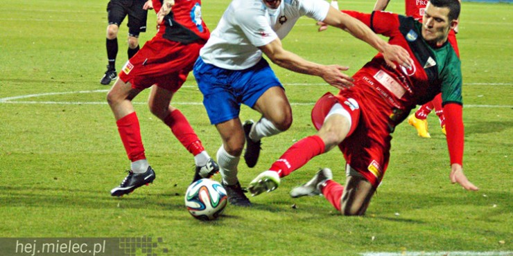 Mecz wielkich emocji zapewnił Stali jesienne mistrzostwo! [WIDEO, RELACJA]