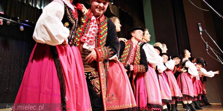 Trzy pokolenia "Rzeszowiaków" na scenie w koncercie świątecznym [ZDJĘCIA]