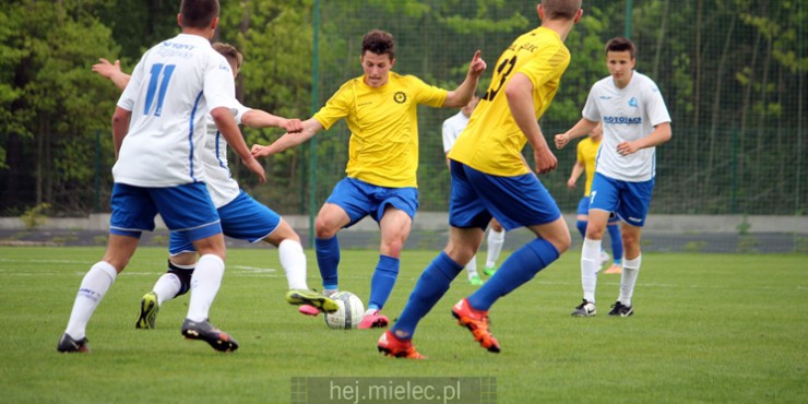 Juniorzy Stali Mielec wygrali ze Stalą Rzeszów [ZDJĘCIA]