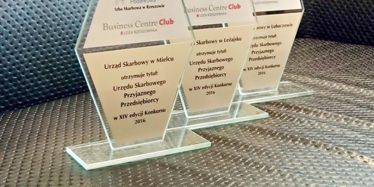 Minister Macierewicz obejrzał uzbrojonego Black Hawka z Mielca [FOTO]