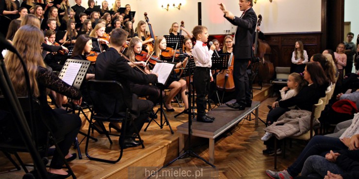 Uczniowie Państwowej Szkoły Muzycznej przygotowali wyjątkowy patriotyczny koncert 