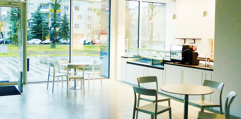 Nowa biblioteka wreszcie z kawiarnią