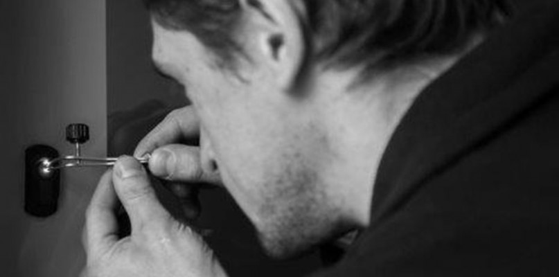 Co robić, gdy nie możemy otworzyć drzwi do mieszkania?