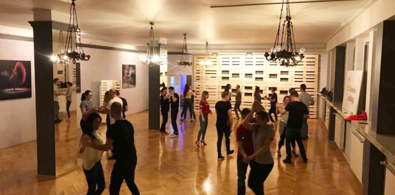 Kawałek Podłogi - znajdź zajęcia dla siebie!